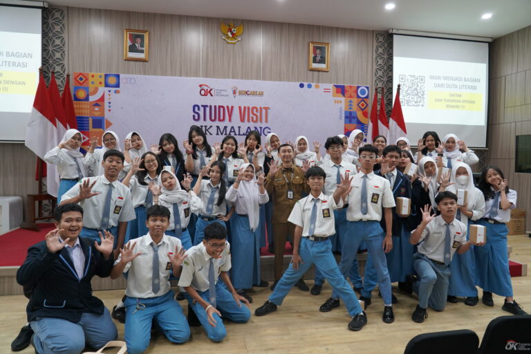 Siswa SMAN 8 Malang Laksanakan Study Visit ke OJK Malang, Tingkatkan Literasi Keuangan Sejak Dini