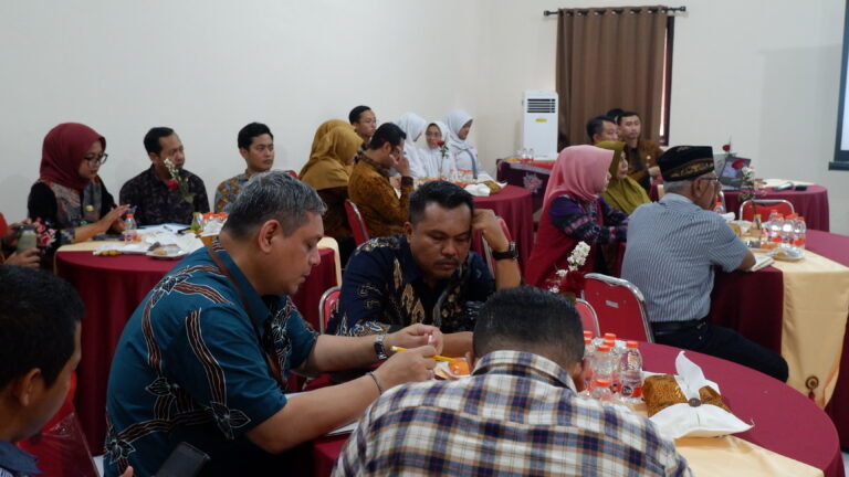 Kunjungan Kerja Komisi C DPRD Provinsi Jawa Timur Bersama BPKAD ke SMAN 8 Malang