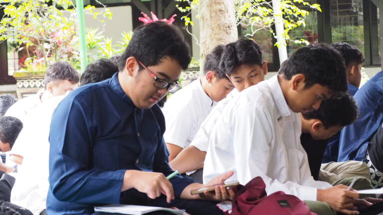 Pesantren Ramadan 2026 SMAN 8 Malang Usung Konsep “Satu Spirit” untuk Satukan Tiga Angkatan