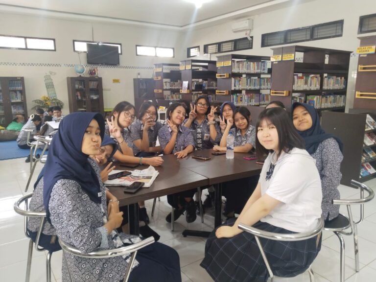 SMAN 8 Malang Sambut Kunjungan Siswa Pertukaran Pelajar Program Tobitate dari Jepang